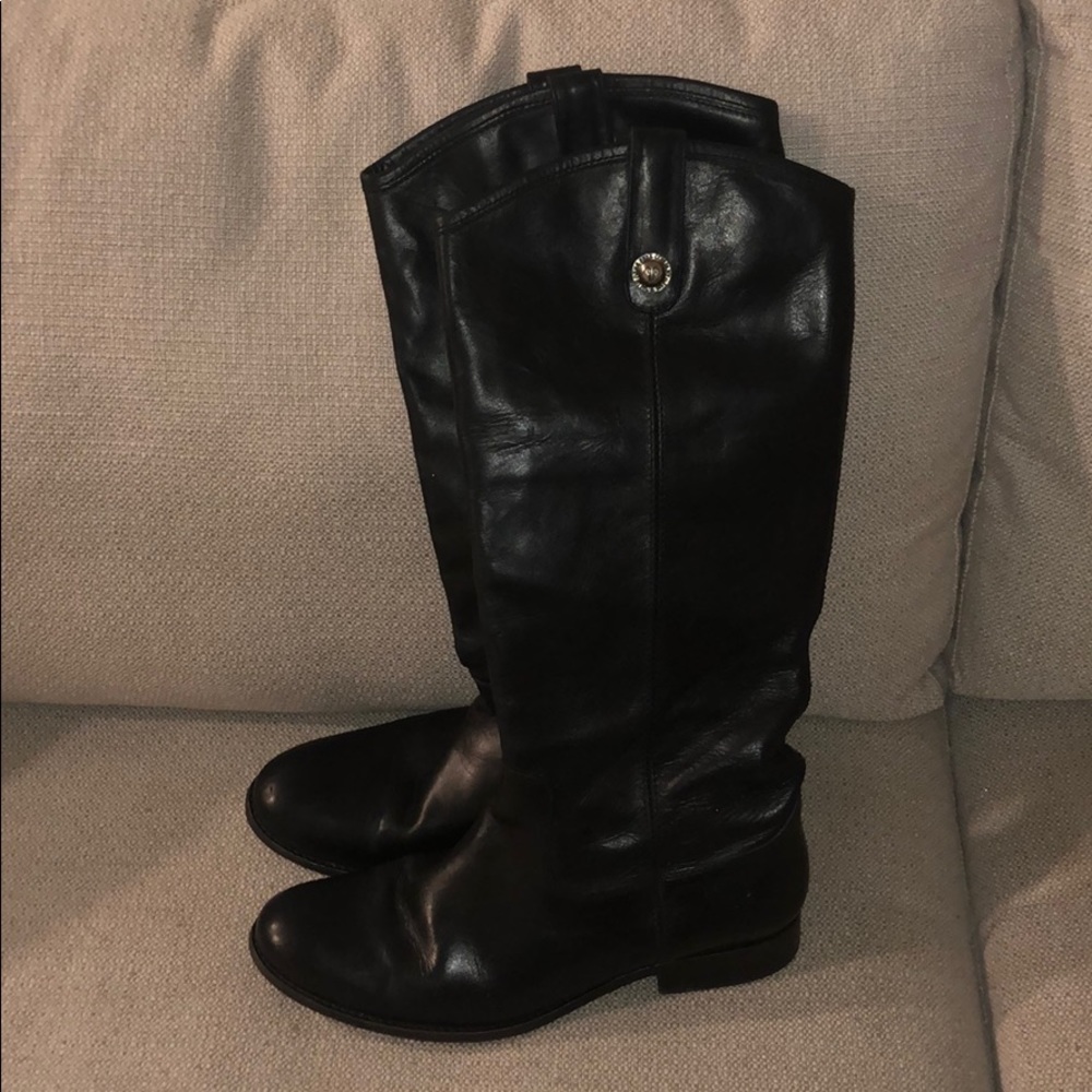 Frye Melissa button size 9